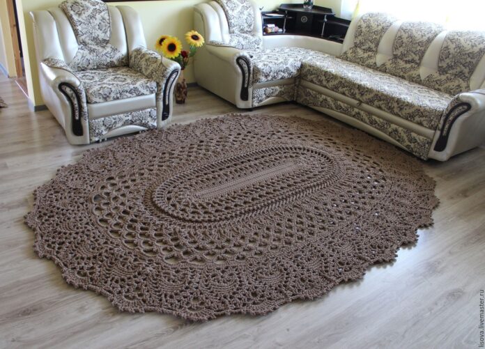 Round Beautiful Rug