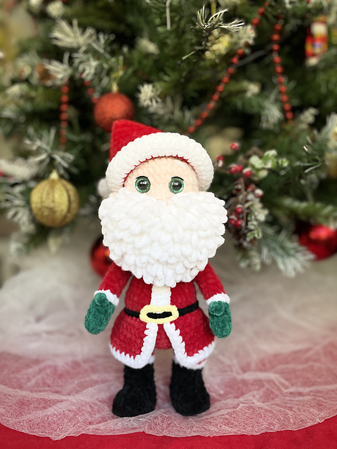 Santa Claus Amigurumi – Crochet Pattern