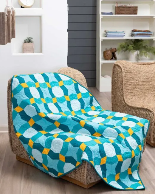 Tulip Tiles Throw Quilt